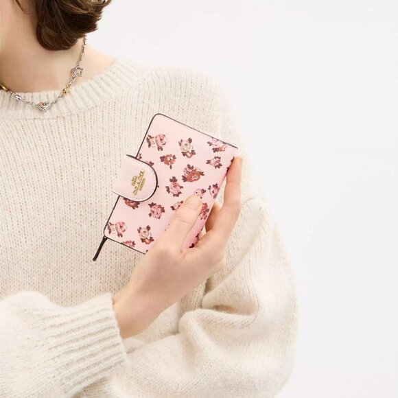 🌸 Coach Medium Corner Zip Wallet With Rosette Print - Picture 4 of 8